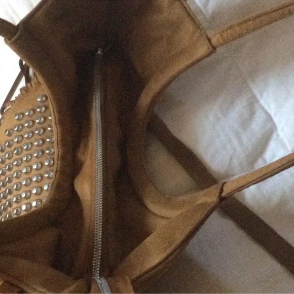 Faux Suede studded bag by Nasty Gal - Picture 5 of 5